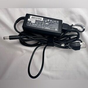 HP 65W AC Power Adapter PA-1650-32H Laptop Charger (19.5V 3.33A) – Lite-On OEM